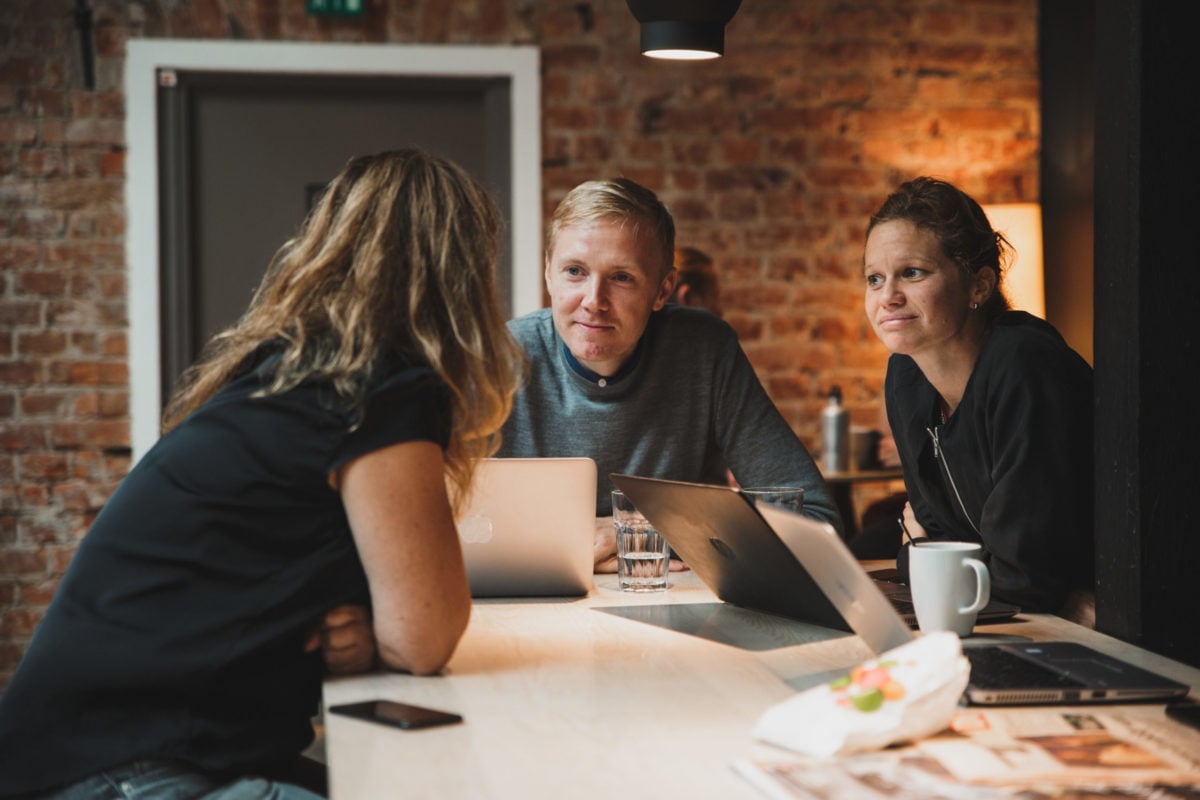 <span id="hs_cos_wrapper_name" class="hs_cos_wrapper hs_cos_wrapper_meta_field hs_cos_wrapper_type_text" style="" data-hs-cos-general-type="meta_field" data-hs-cos-type="text" >Psykologisk trygghet på arbetsplatsen – en nyckel till frihet</span>