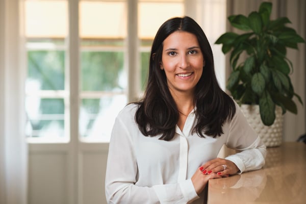 Yasmine Stampe ansluter Tenant & Partner